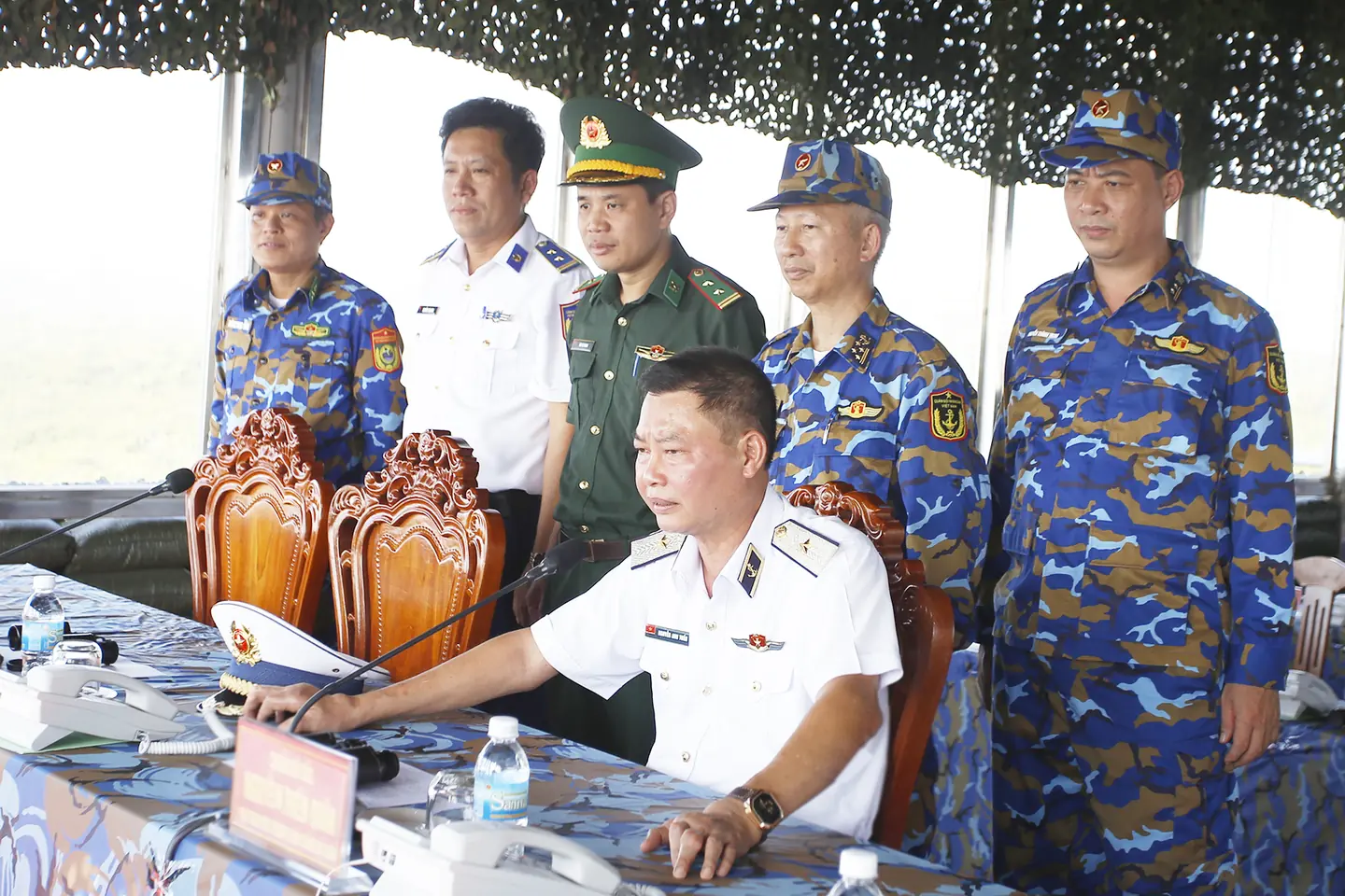 23 tàu và 4 máy bay hợp luyện diễu binh trên biển- Ảnh 4.