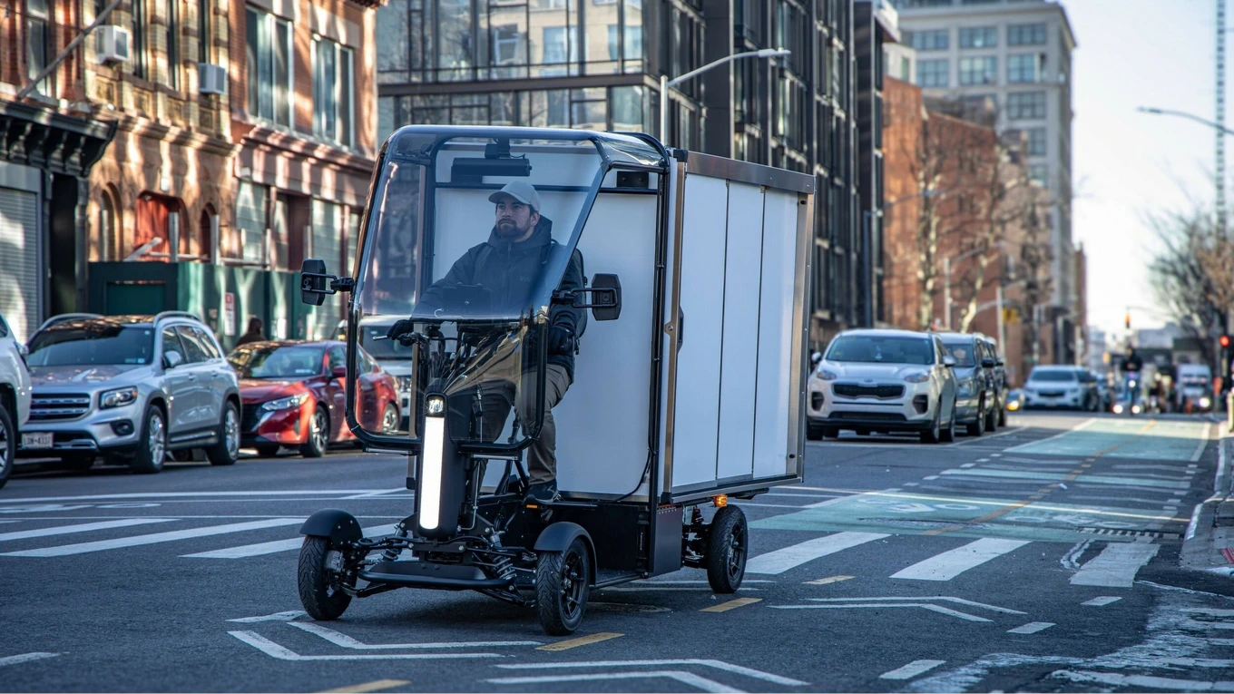 Honda giới thiệu xe đạp điện bốn bánh chở hàng