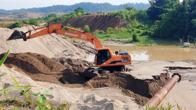 Dự án giao thông thi công cầm chừng vì thiếu VLXD