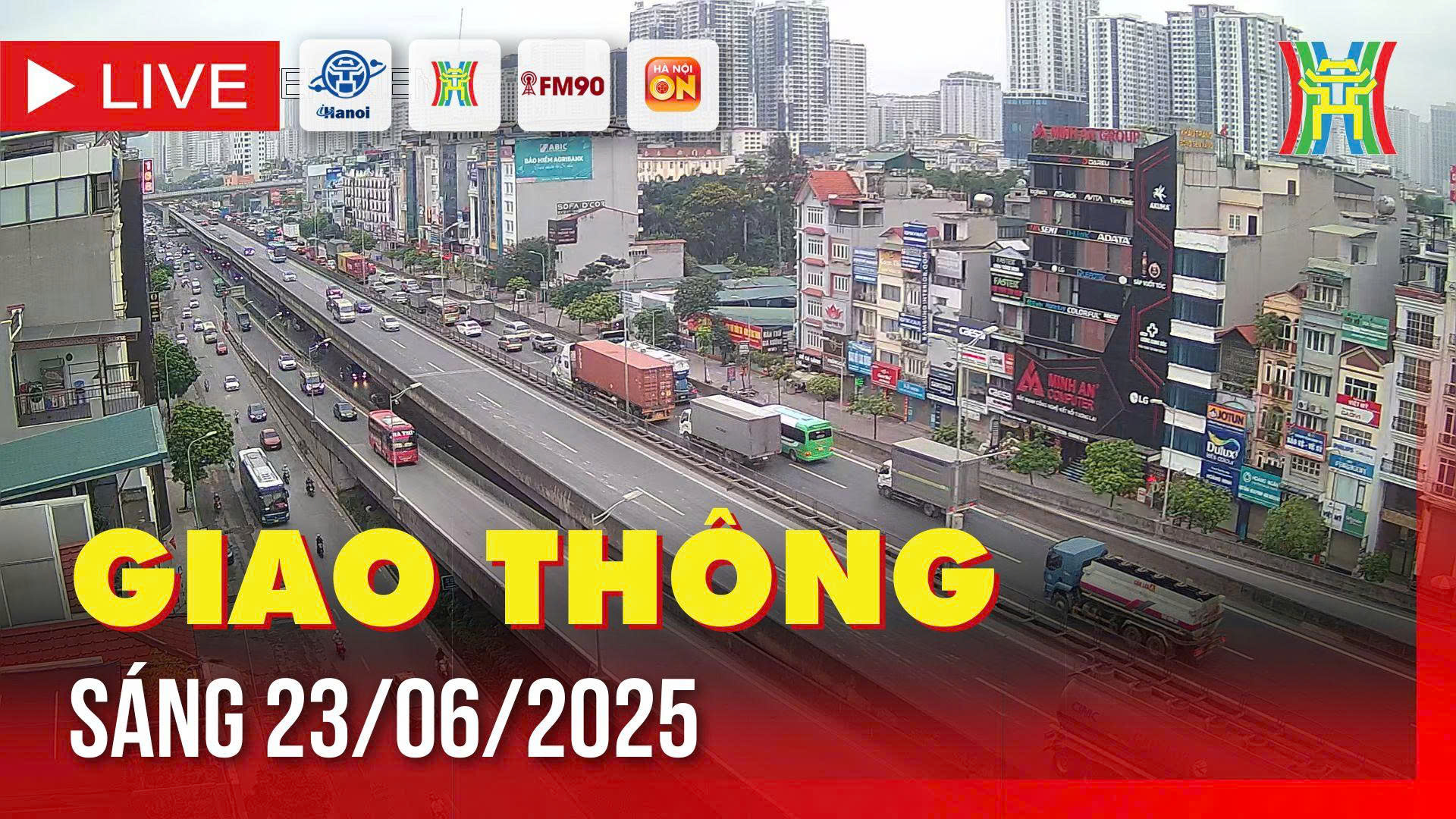 Giờ cao điểm: Giao thông Hà Nội sáng 23/6