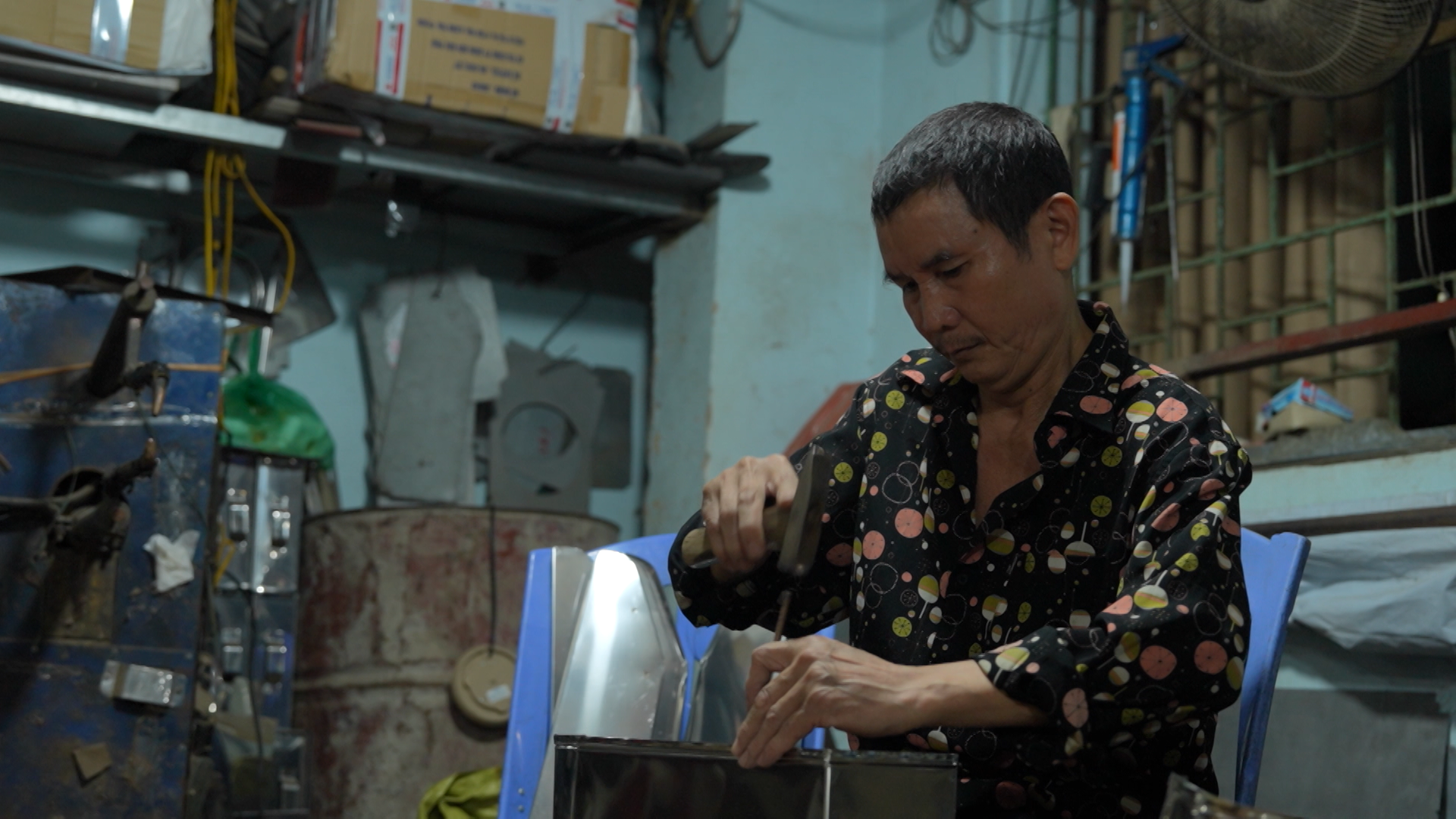 Gò thủ công ở Phú Thứ | Nhịp sống Hà Nội | 27/06/2025