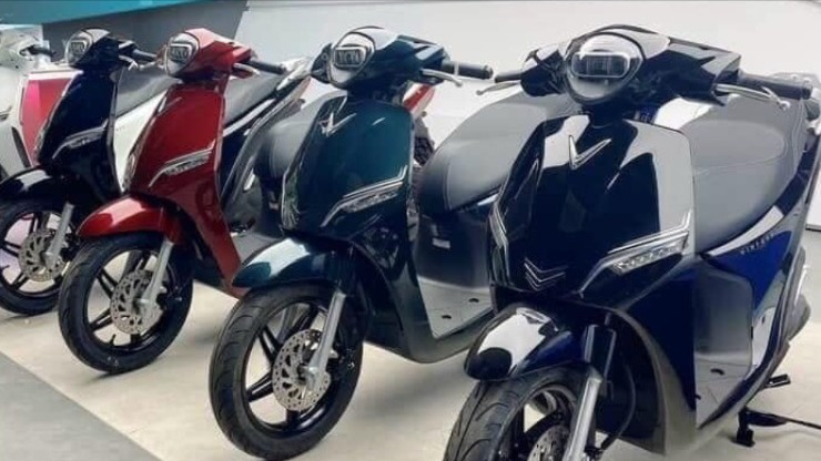 Các lựa chọn xe máy điện tại Việt Nam
