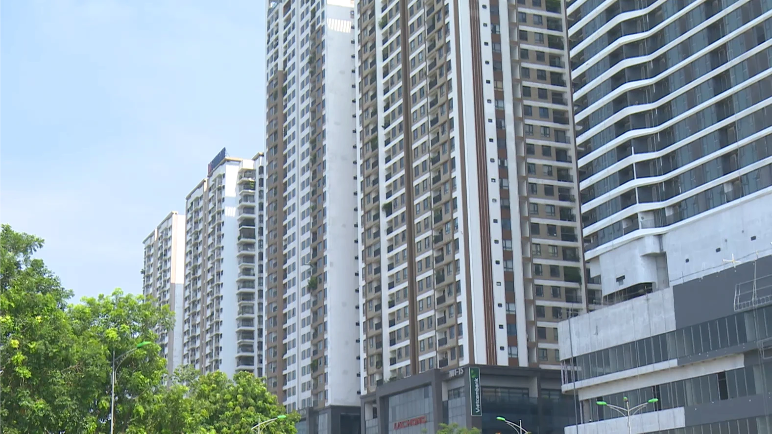 Thị trường bất động sản tiếp tục phục hồi tích cực