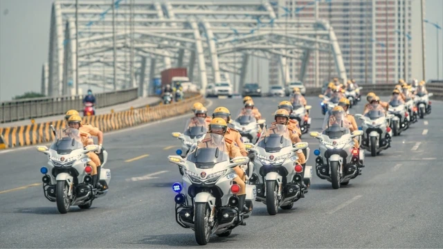 Cấm đường và phân luồng giao thông phục vụ Đại hội Đảng