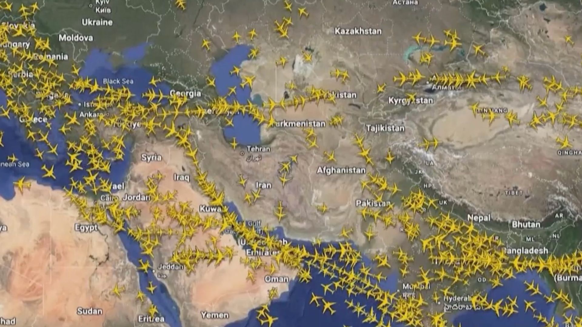 Iran đóng cửa không phận với tất cả chuyến bay quốc tế