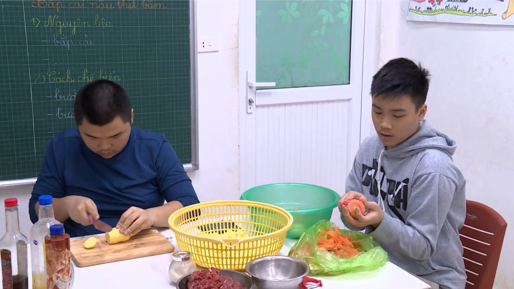 Hành trang rèn kỹ năng sống cho trẻ đặc biệt | Vì trẻ em | 15/01/2026