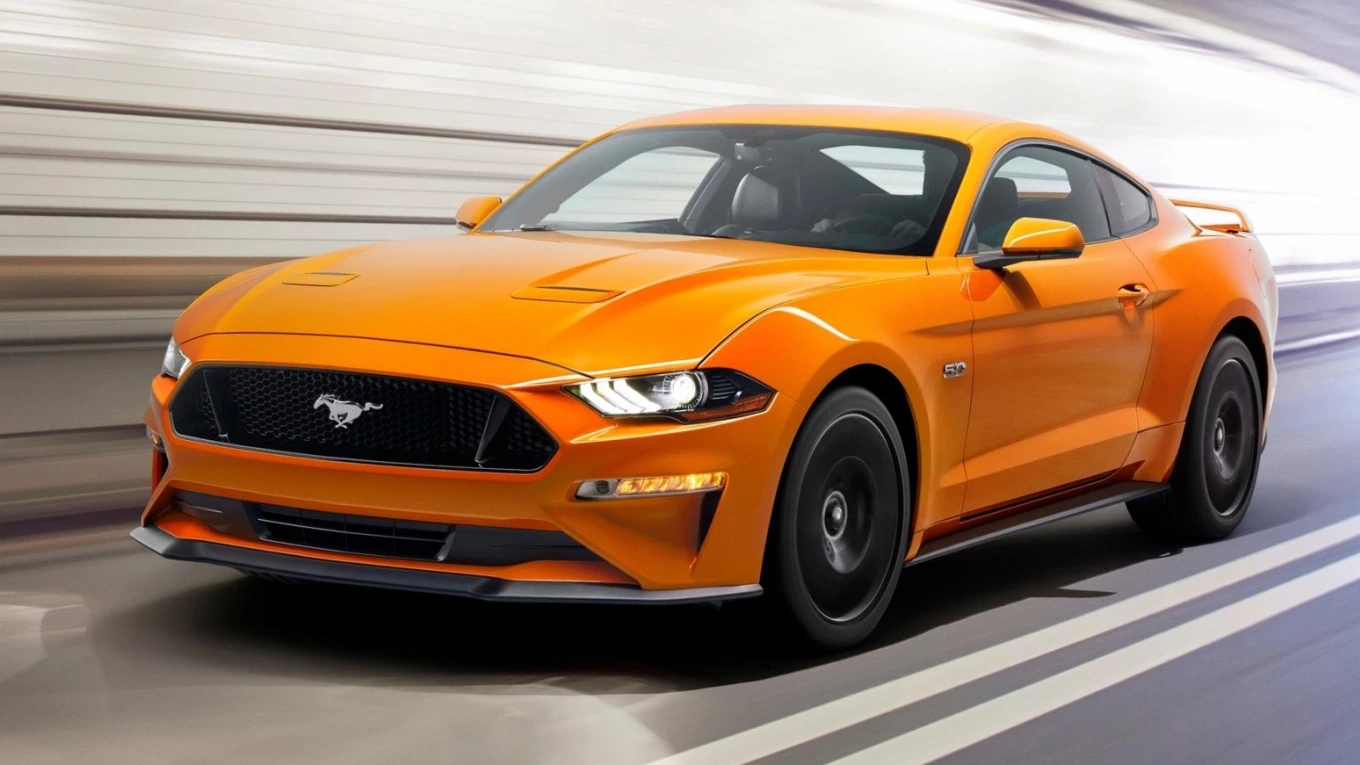 Ford Mustang là xe thể thao bán chạy nhất nước Mỹ 2025