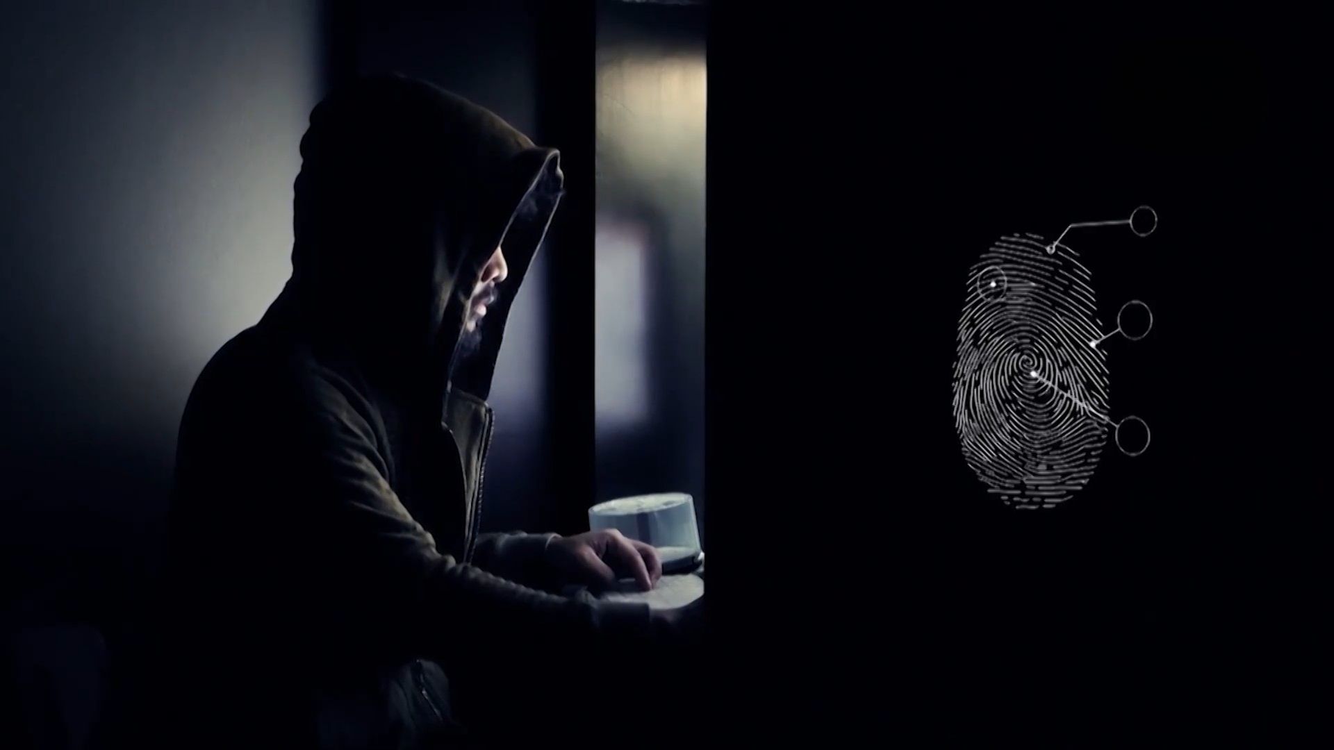 Người phụ nữ mất hơn 8 tỷ đồng vì đầu tư giả mạo