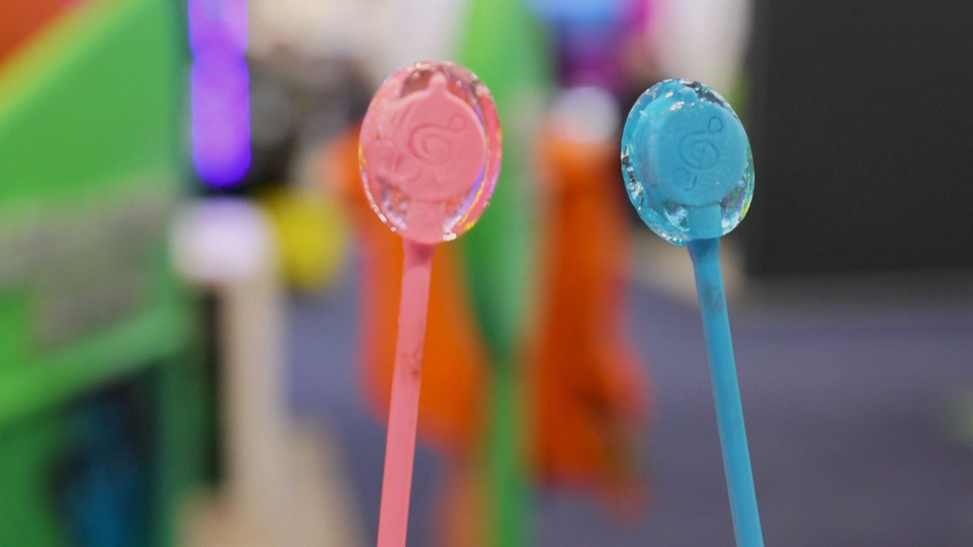 Cây kẹo mút phát nhạc độc đáo tại Mỹ