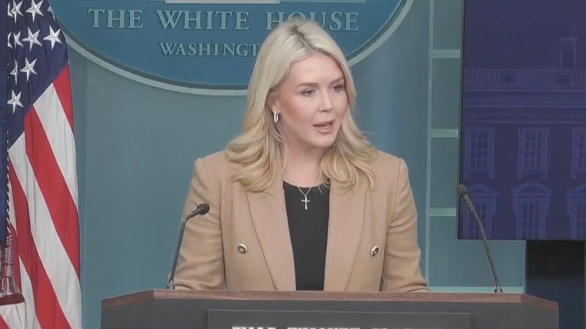 Mỹ phản ứng trước việc châu Âu điều quân đến Greenland