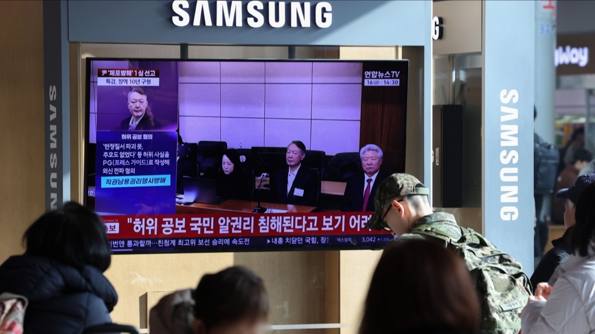 Cựu tổng thống Hàn Quốc lĩnh án tù vì cản trở công lý