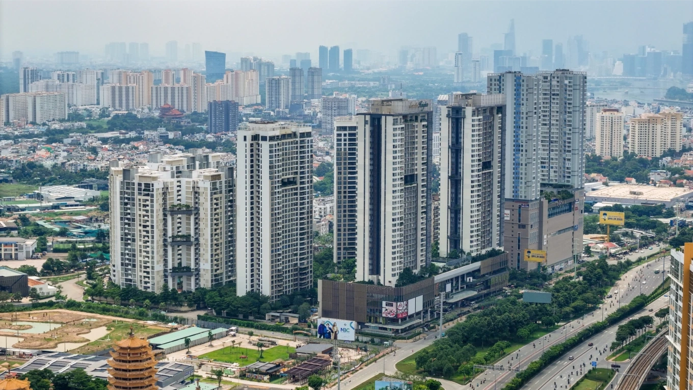 Giá căn hộ TP. HCM vượt 120 triệu đồng/m2