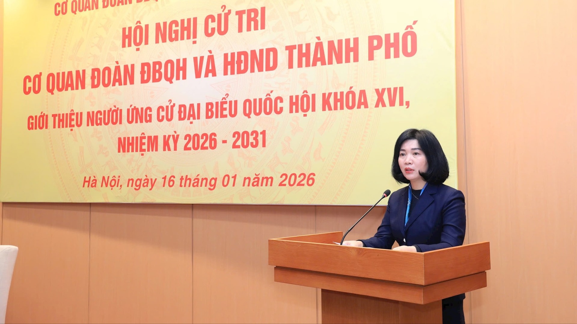 Giới thiệu đồng chí Phùng Thị Hồng Hà ứng cử đại biểu Quốc hội khóa XVI