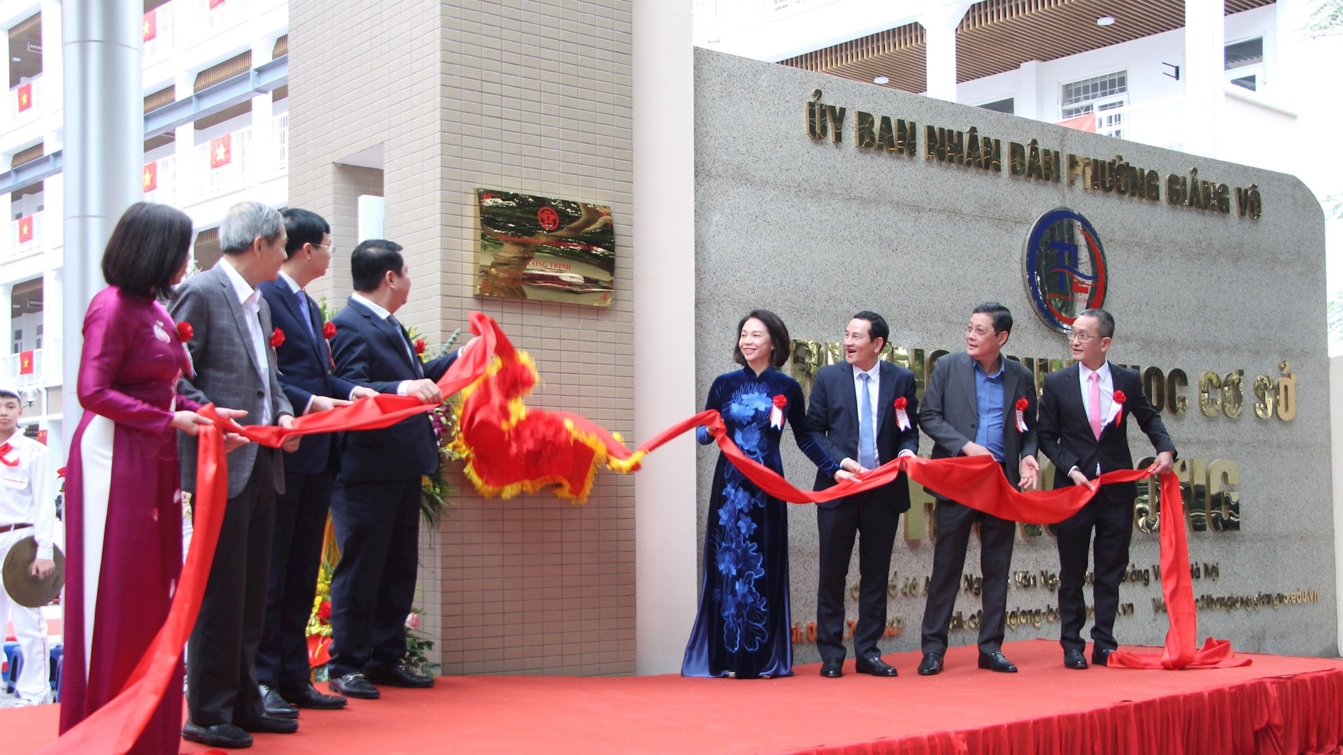 Đưa vào sử dụng Trường THCS Thăng Long đạt chuẩn quốc gia