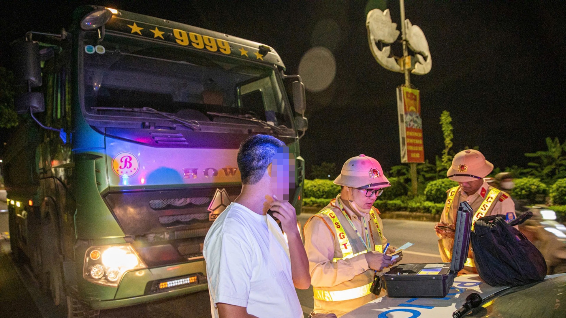 Hà Nội tăng cường kiểm soát tải trọng dịp cuối năm