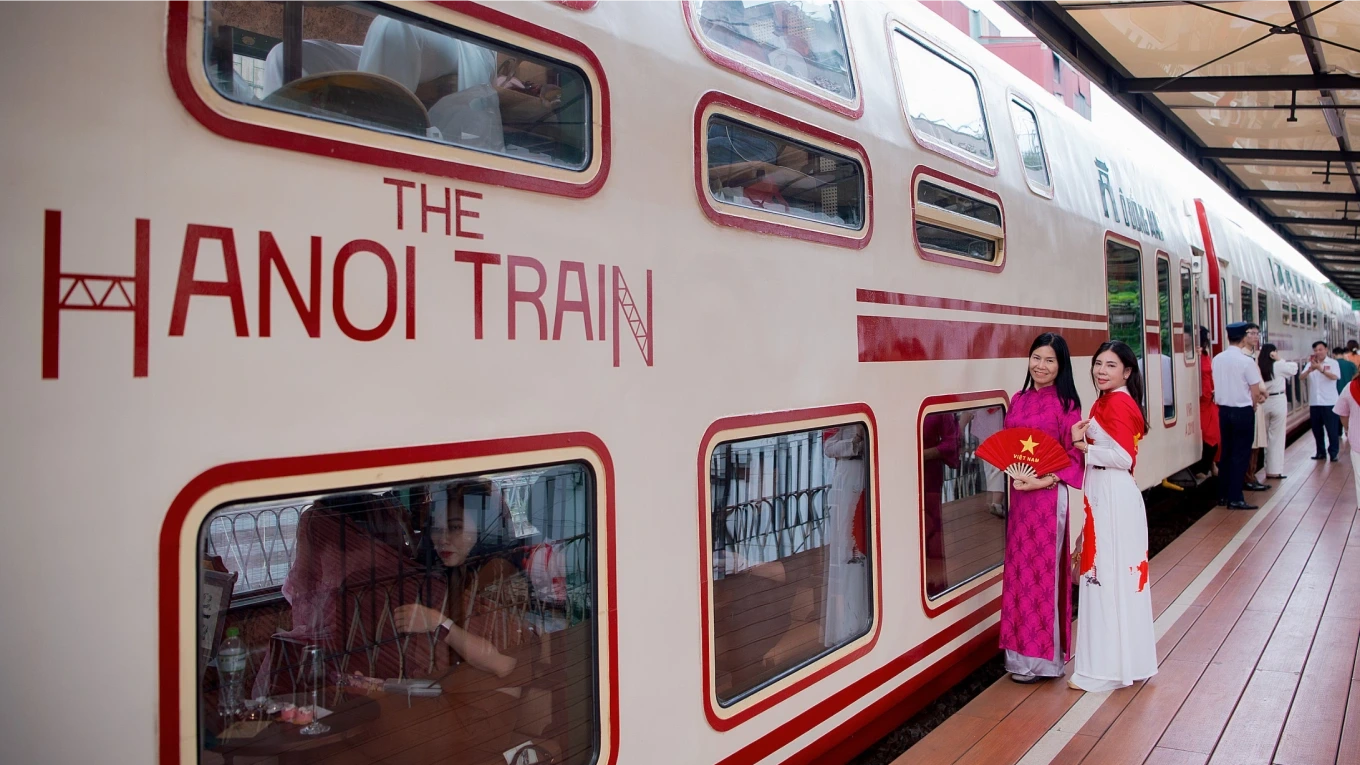 Hơn 30.000 khách trải nghiệm tàu 'Hà Nội 5 cửa ô'