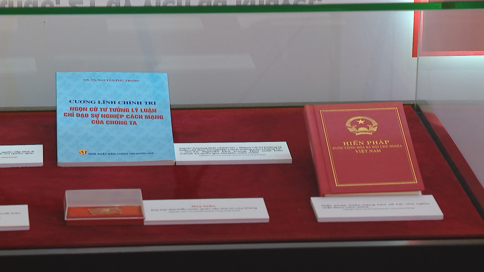 Giới thiệu hơn 300 tài liệu các kỳ Đại hội Đảng toàn quốc