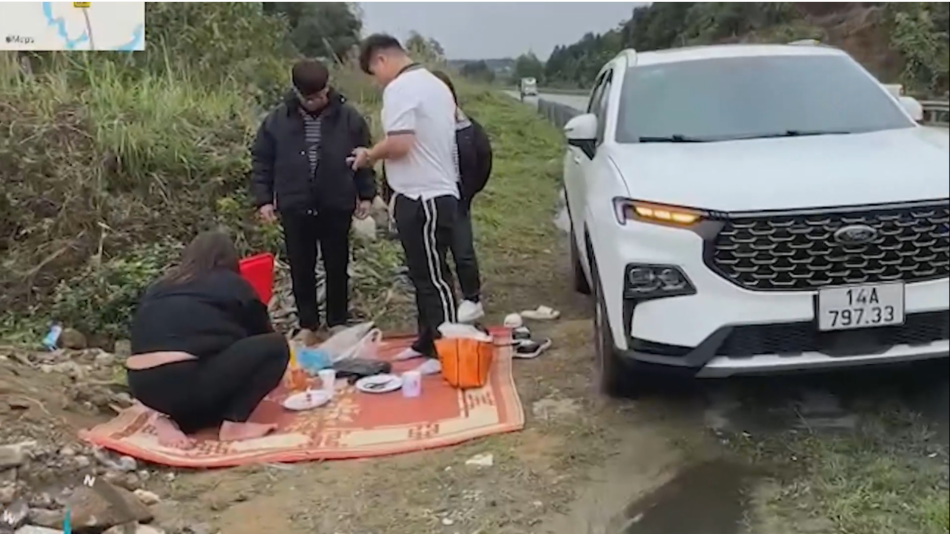 Khuyến cáo của Cục CSGT về việc dừng, đỗ trên cao tốc