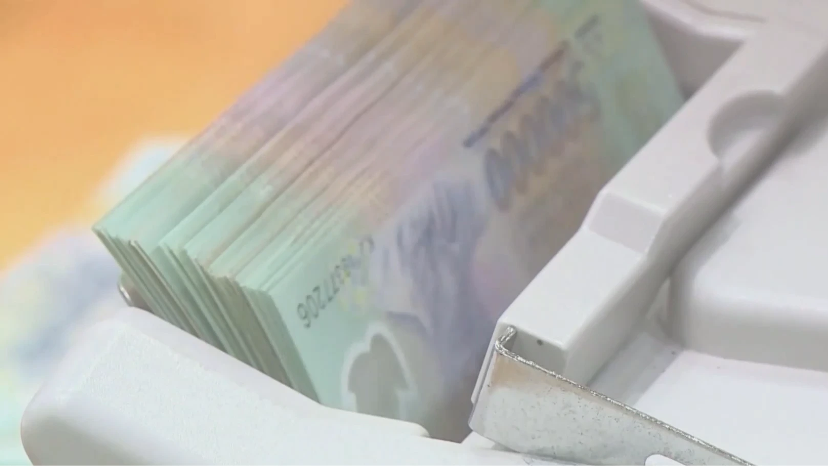 Lãi suất cho vay rục rịch tăng