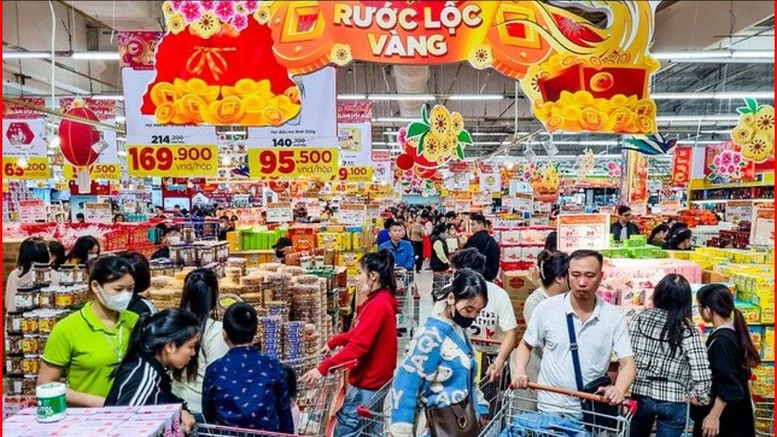 Bảo đảm nguồn cung hàng hóa và điện dịp Tết Bính Ngọ