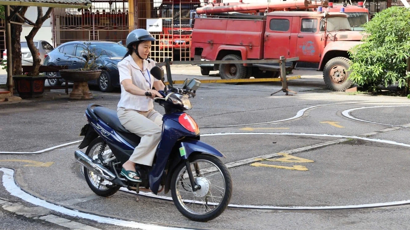 Bỏ một bài thi hình trong sát hạch bằng lái xe máy