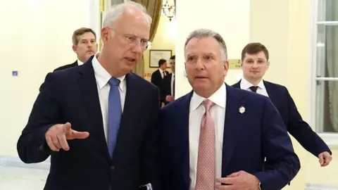 Đặc phái viên Nga, Mỹ gặp nhau bên lề hội nghị Davos