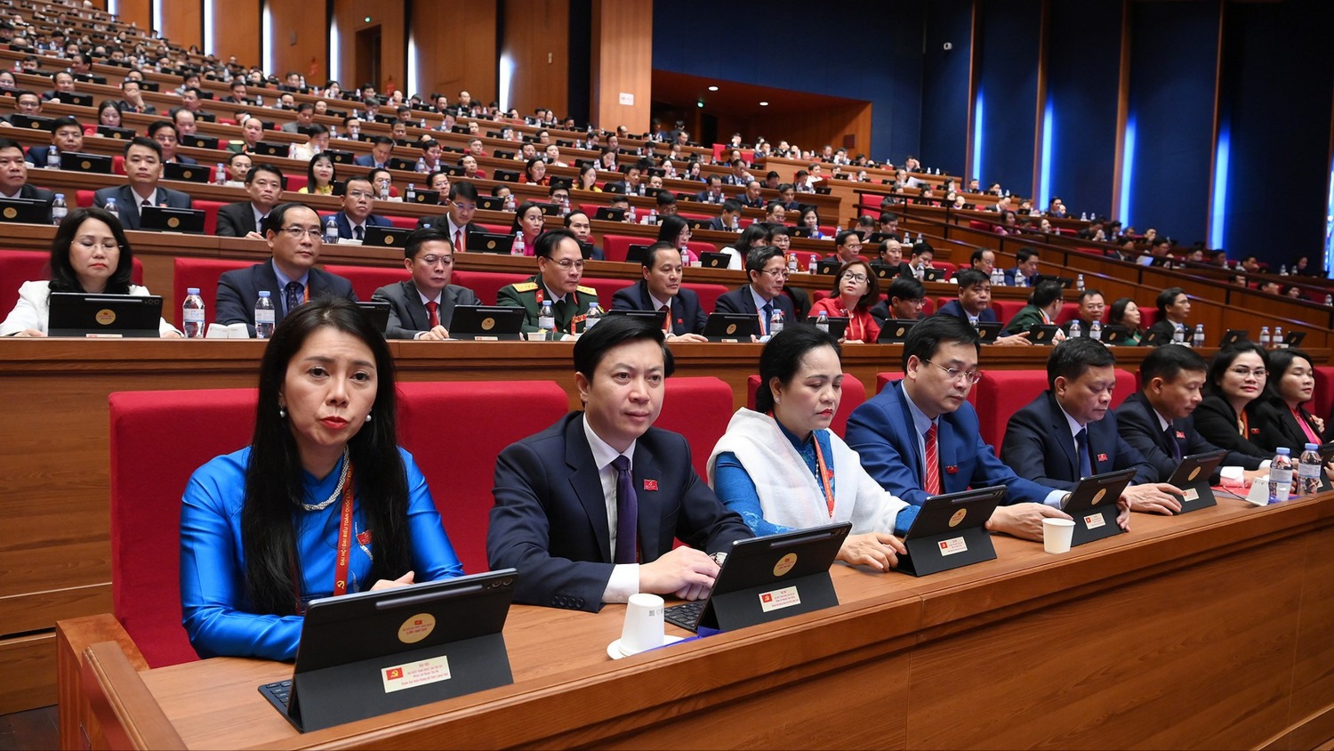 Báo cáo chính trị kết tinh trí tuệ giữa ý Đảng với lòng dân