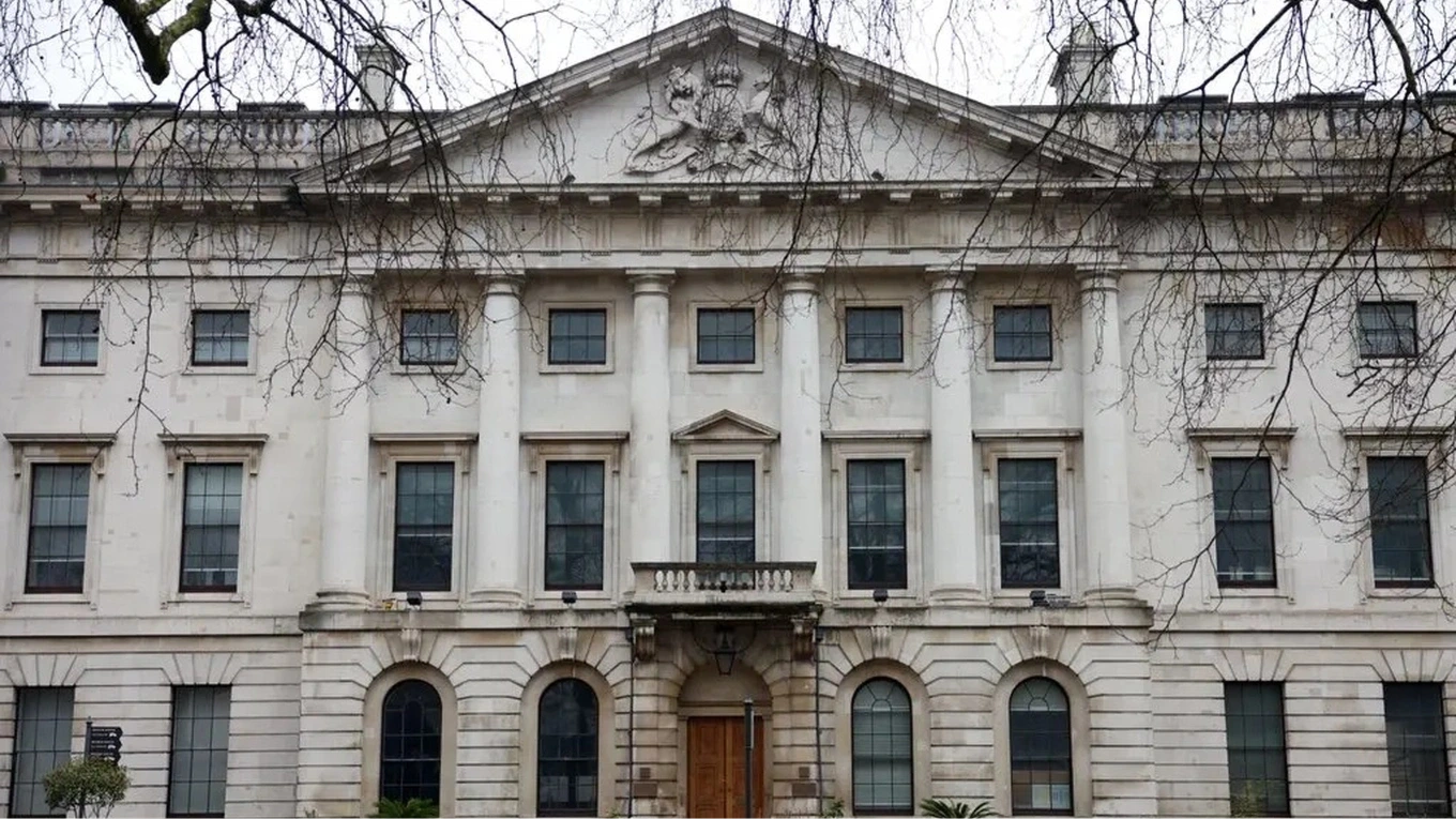 Trung Quốc xây đại sứ quán lớn nhất châu Âu ở London