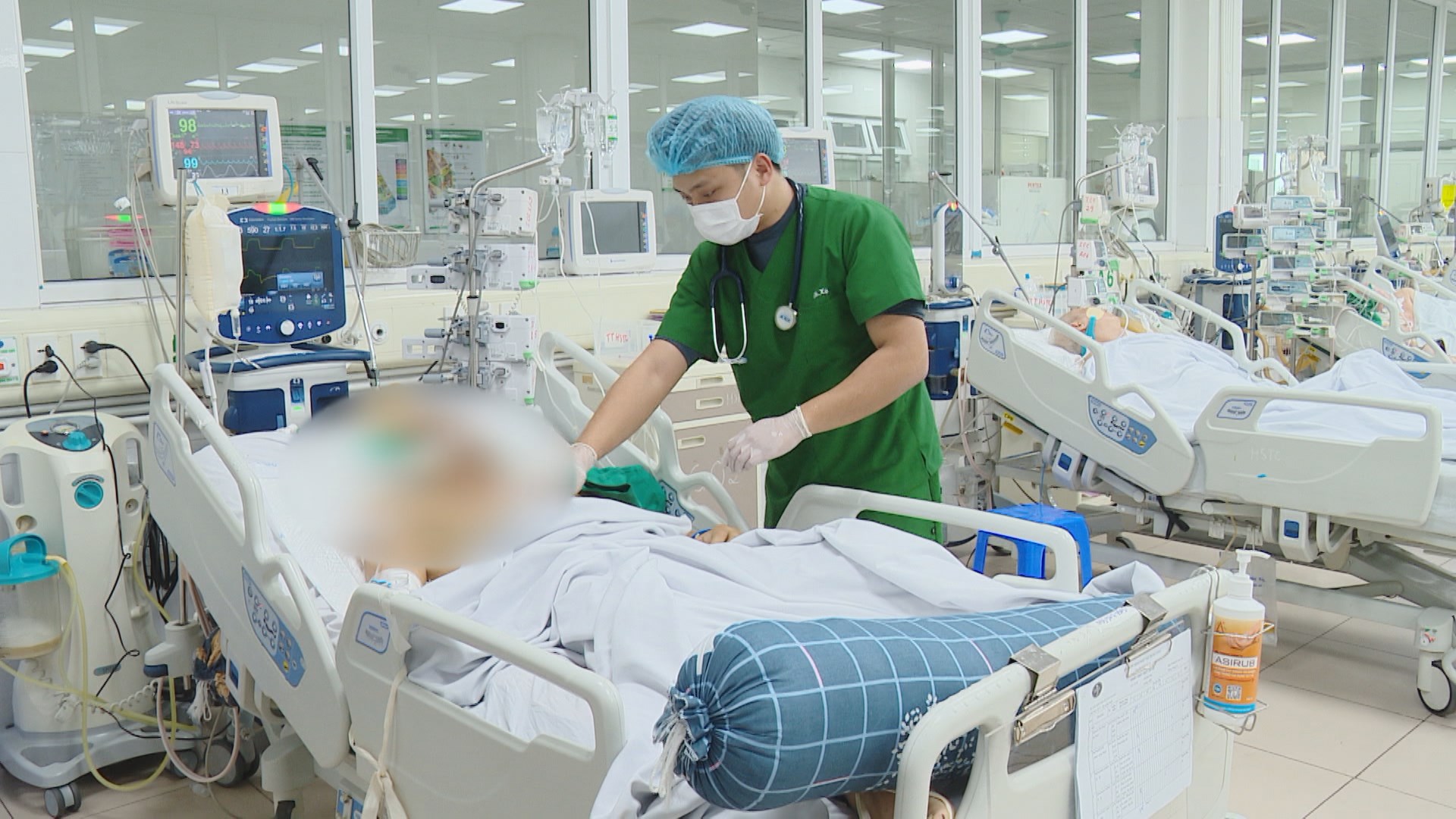 Cẩn trọng với biến chứng nặng ở người lớn mắc thuỷ đậu