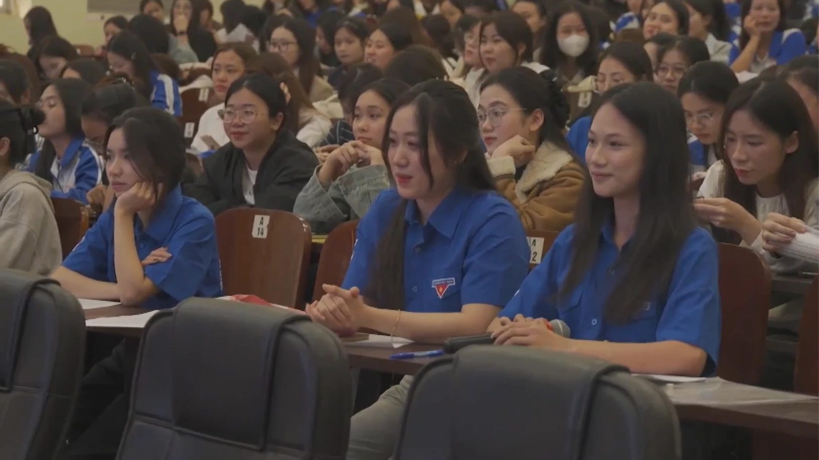 Hướng nghiệp, đồng hành cùng sinh viên trước ngưỡng cửa tự lập