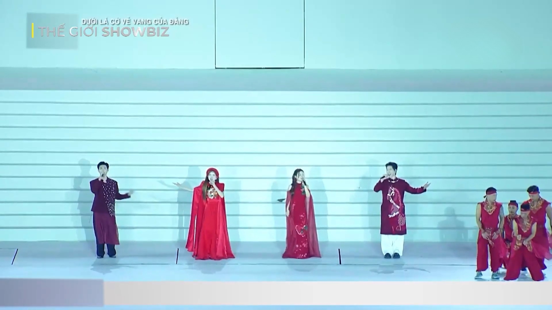 Đức Phúc - Erik hội ngộ trong 'Dưới lá cờ vẻ vang của Đảng'