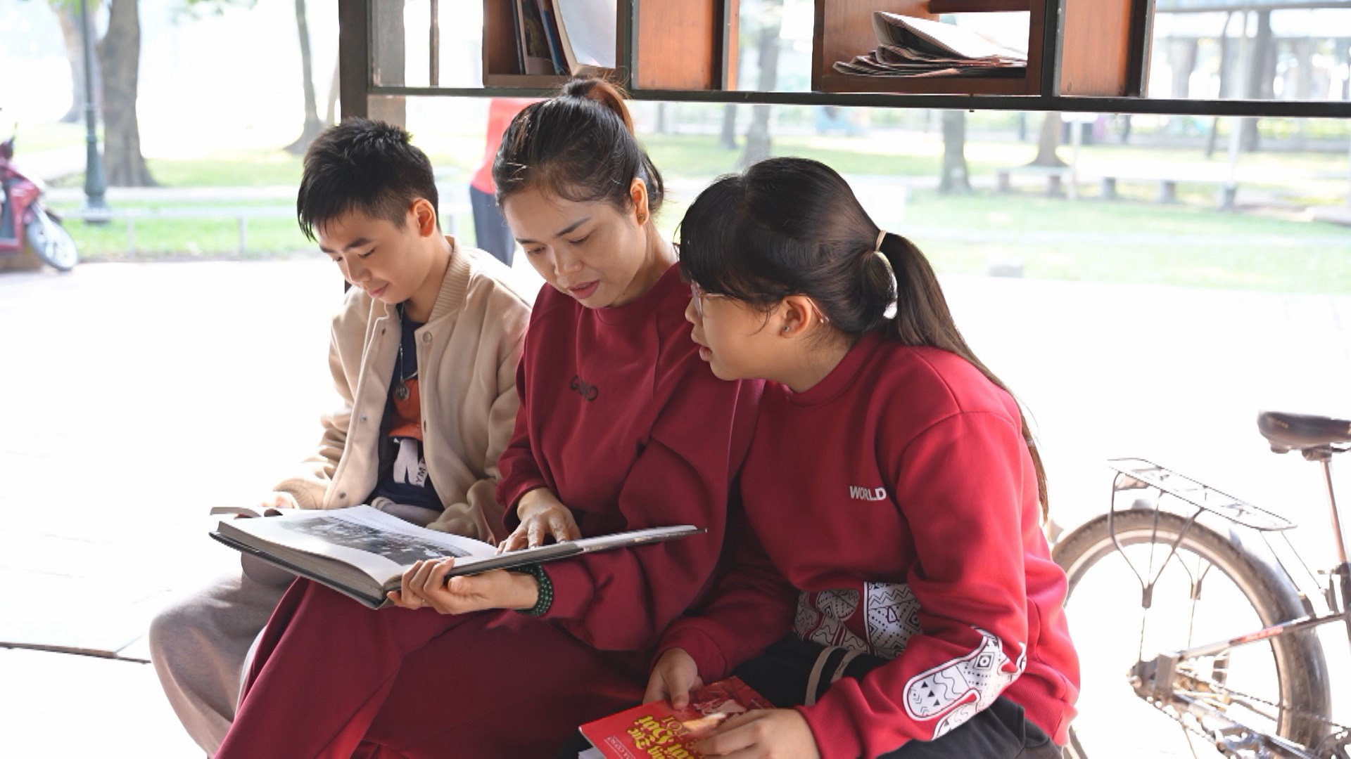 Lấy sự hài lòng của người dân làm thước đo