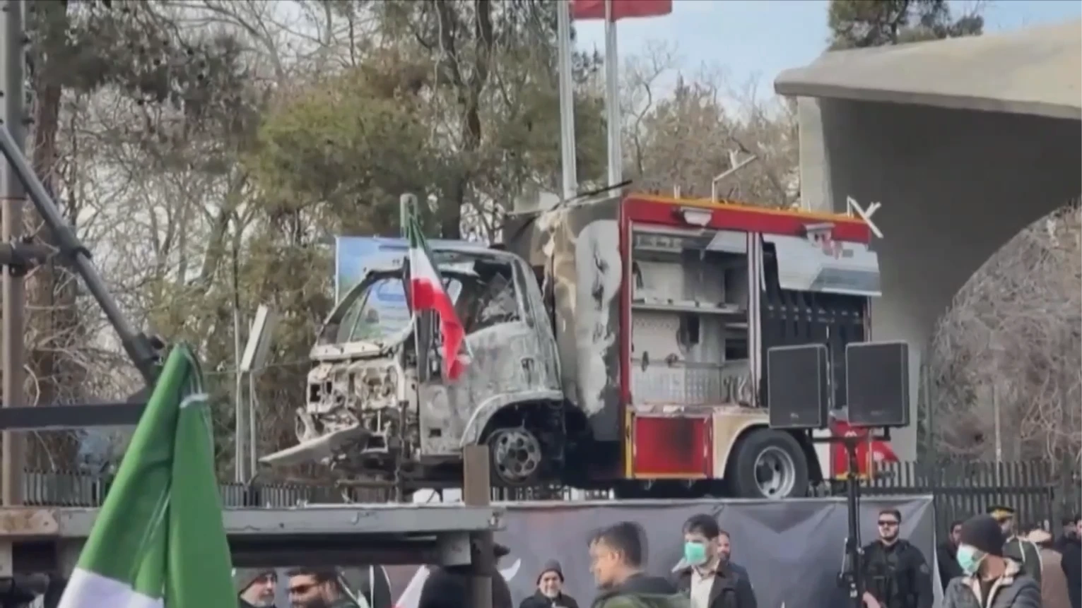 Iran đặt lực lượng vũ trang trong tình trạng báo động cao