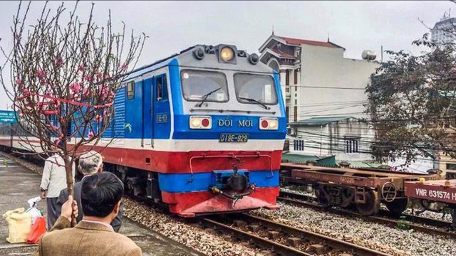 Đường sắt chạy thêm 22 chuyến tàu phục vụ Tết Nguyên đán