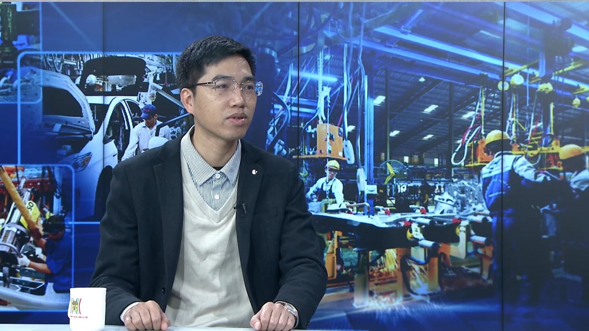 Doanh nhân trẻ khởi nghiệp với ngành cơ khí | Con đường doanh nhân | 17/01/2026