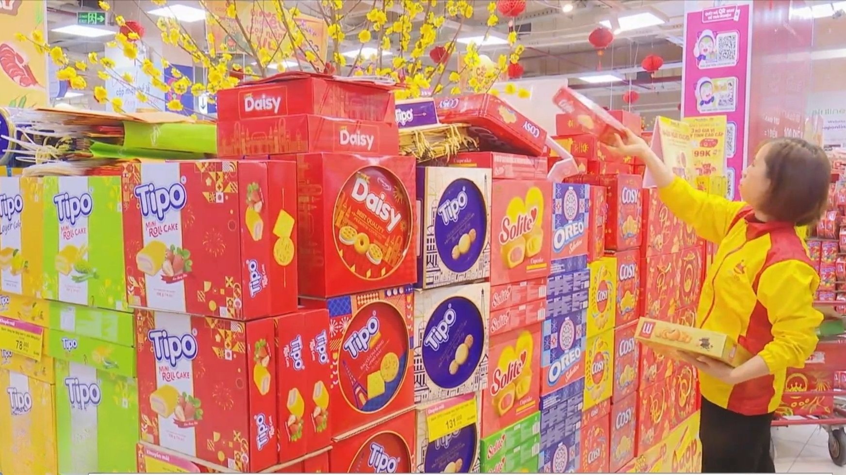 Hà Nội sẵn sàng nguồn hàng thiết yếu phục vụ Tết