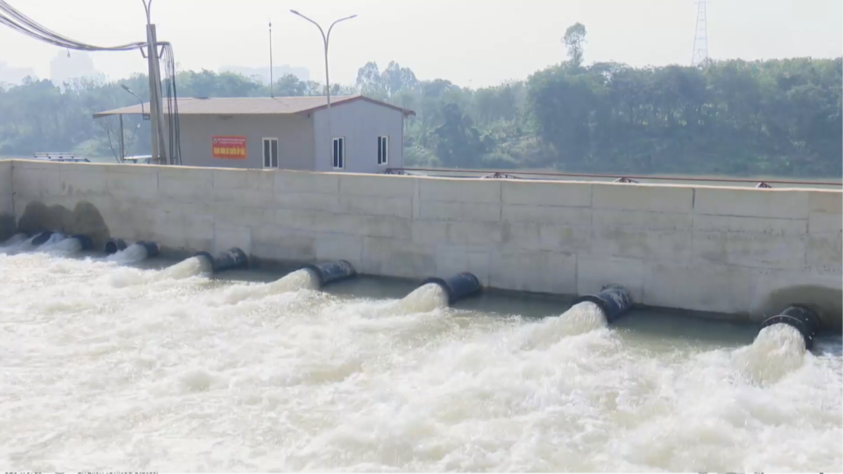 Vận hành tối đa trạm bơm lấy nước đợt 2