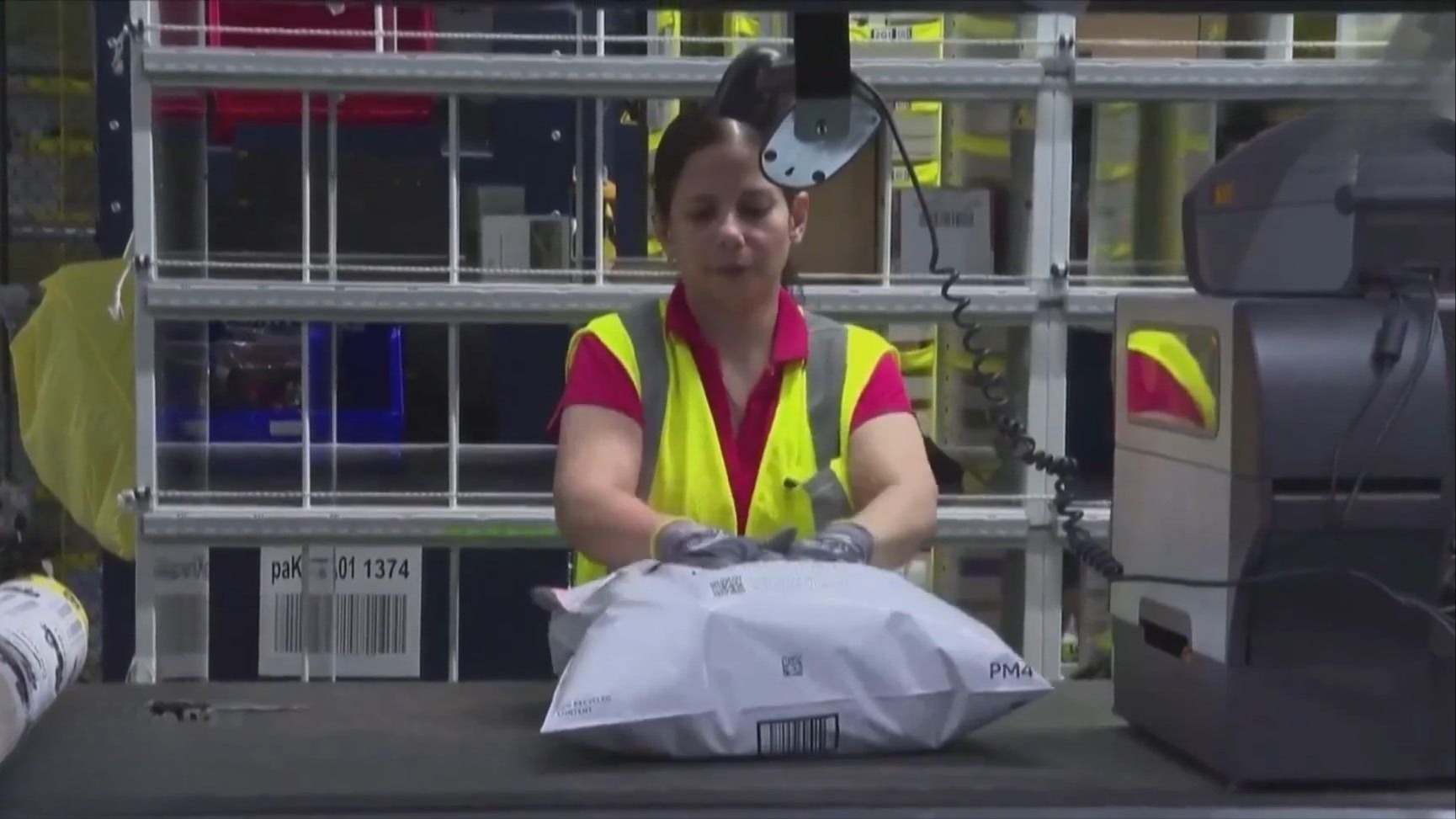 Amazon cắt giảm thêm 16.000 việc làm