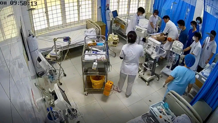 Ép tim 50 phút cứu sống nam sinh viên ngừng tuần hoàn 