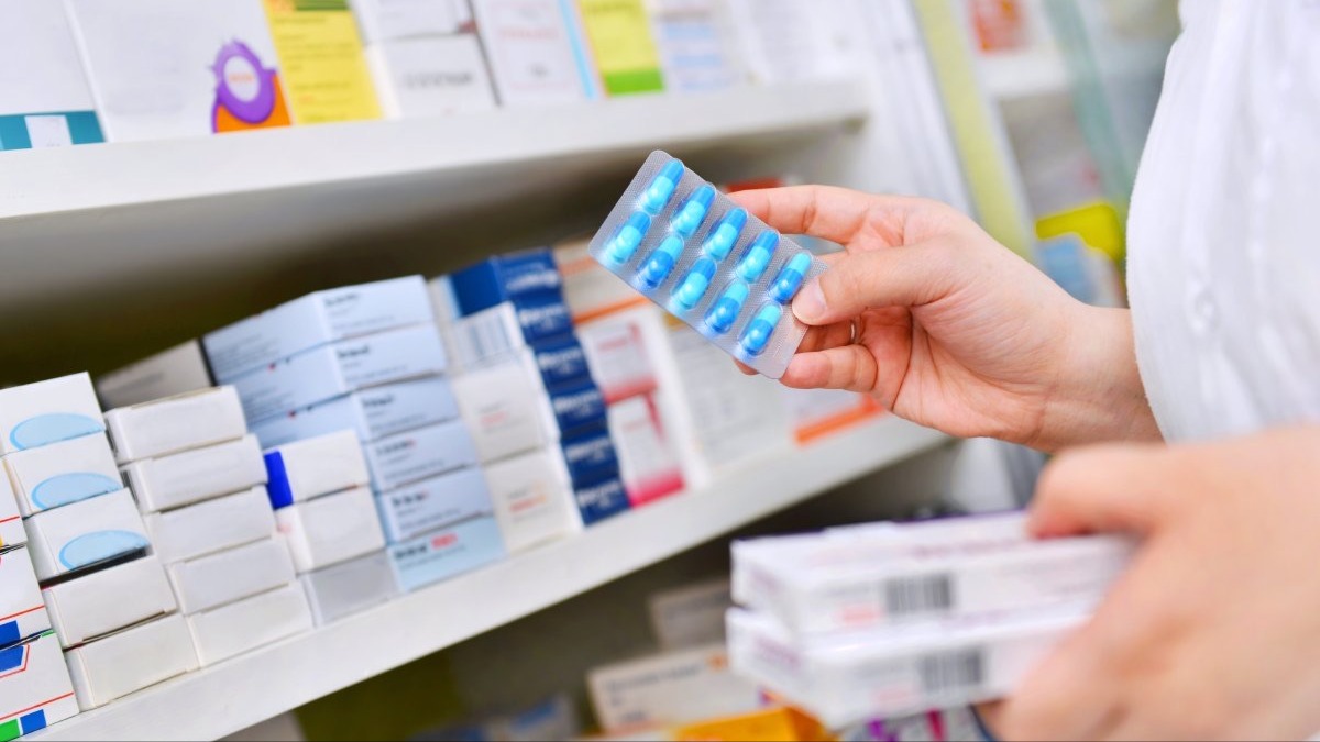 Các địa phương phải tổ chức bán thuốc 24/24h trong dịp Tết