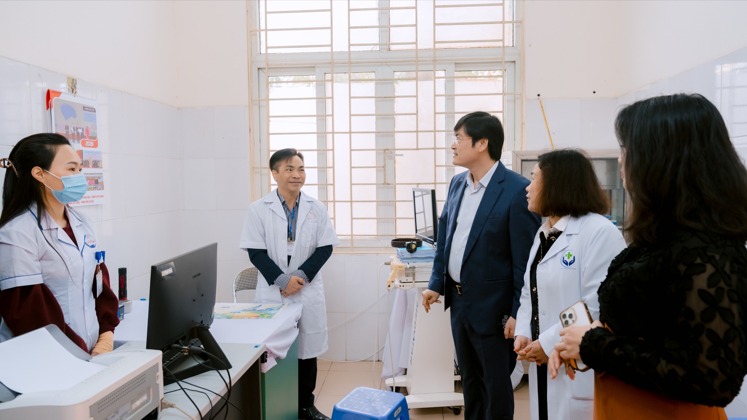 Các bệnh viện thành phố hỗ trợ y tế phường Việt Hưng