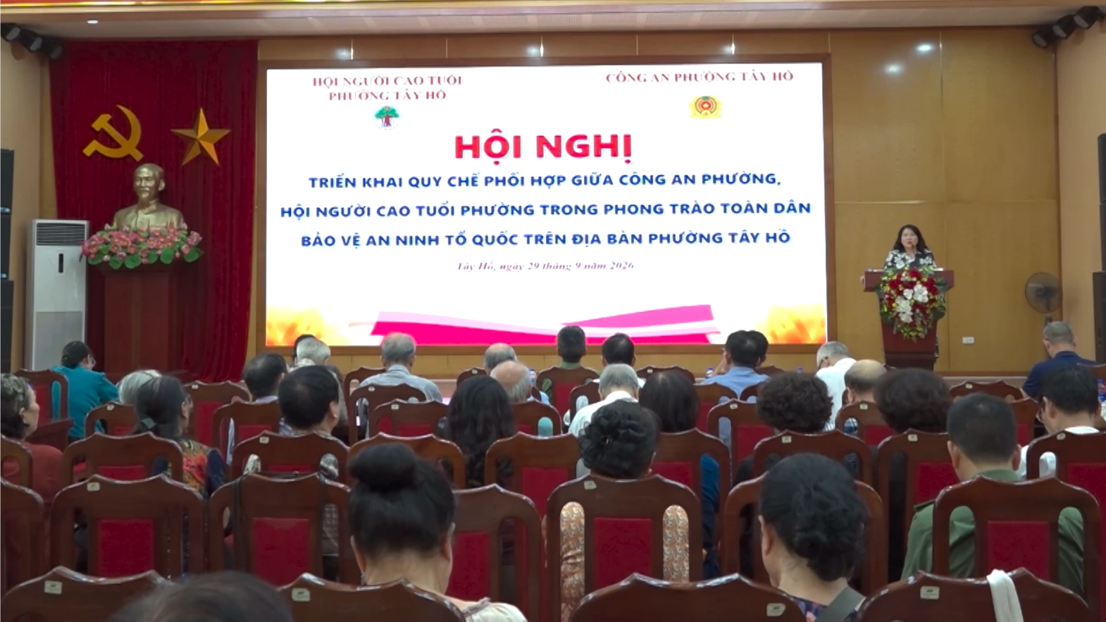 Xây dựng 'lá chắn' phòng chống lừa đảo cho người cao tuổi