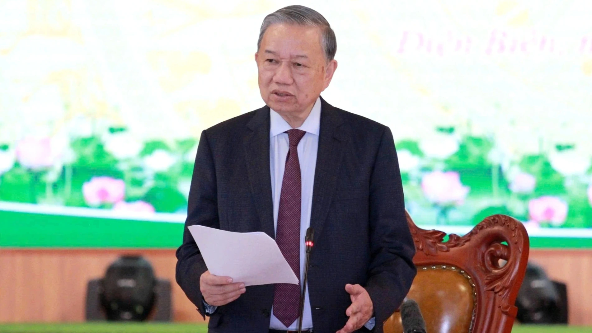 Kiện toàn, nâng cao năng lực hoạt động của cán bộ cấp xã