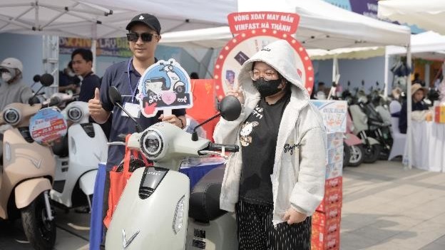 Sự kiện “Đổi xăng lấy điện” tại TP.HCM: Lái thử ưng là 'chốt' xe luôn