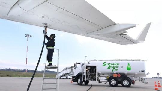 Cuba cảnh báo sắp cạn nhiên liệu máy bay