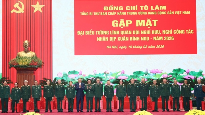 Tổng Bí thư Tô Lâm chúc Tết tướng lĩnh quân đội nghỉ hưu