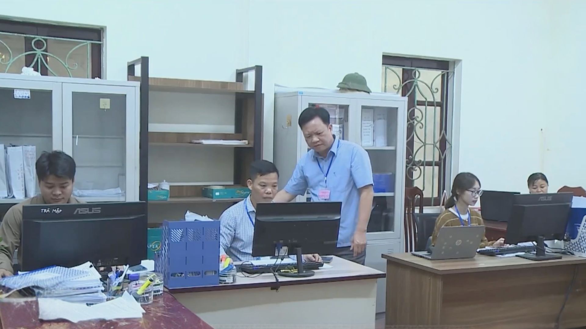 Cán bộ công chức chấp hành nghiêm kỷ cương công vụ