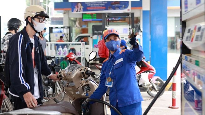 Giá xăng dầu đồng loạt tăng