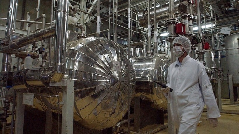 Iran sẵn sàng thảo luận mức làm giàu urani