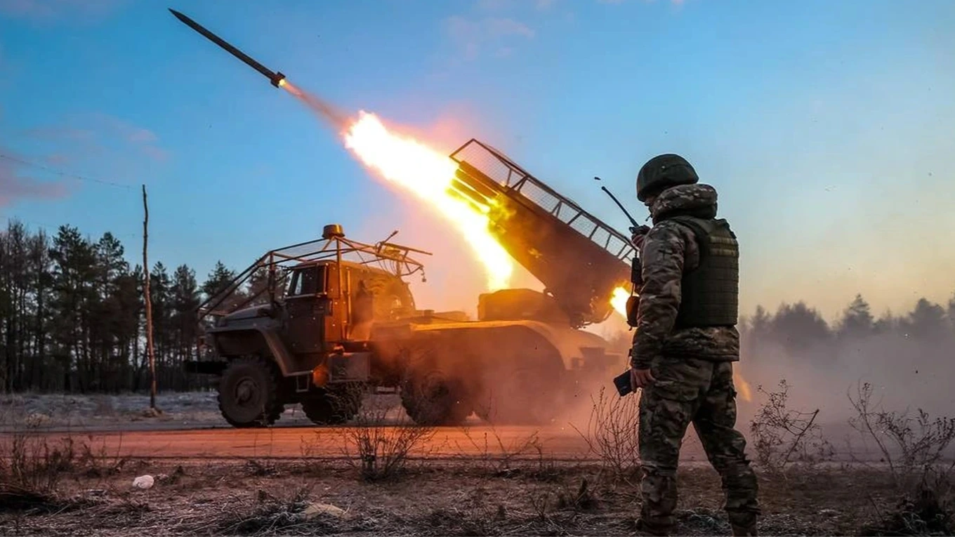 Quân đội Nga đáp trả các cuộc tấn công của Ukraine